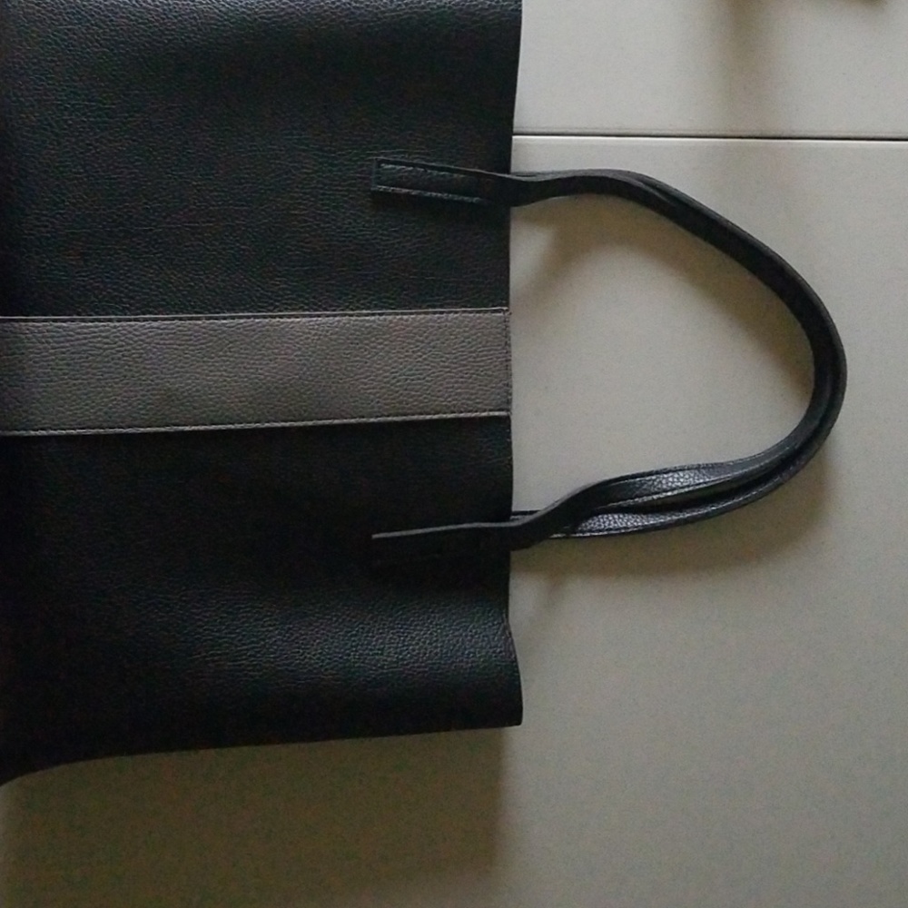 Vince Cumuto Tote